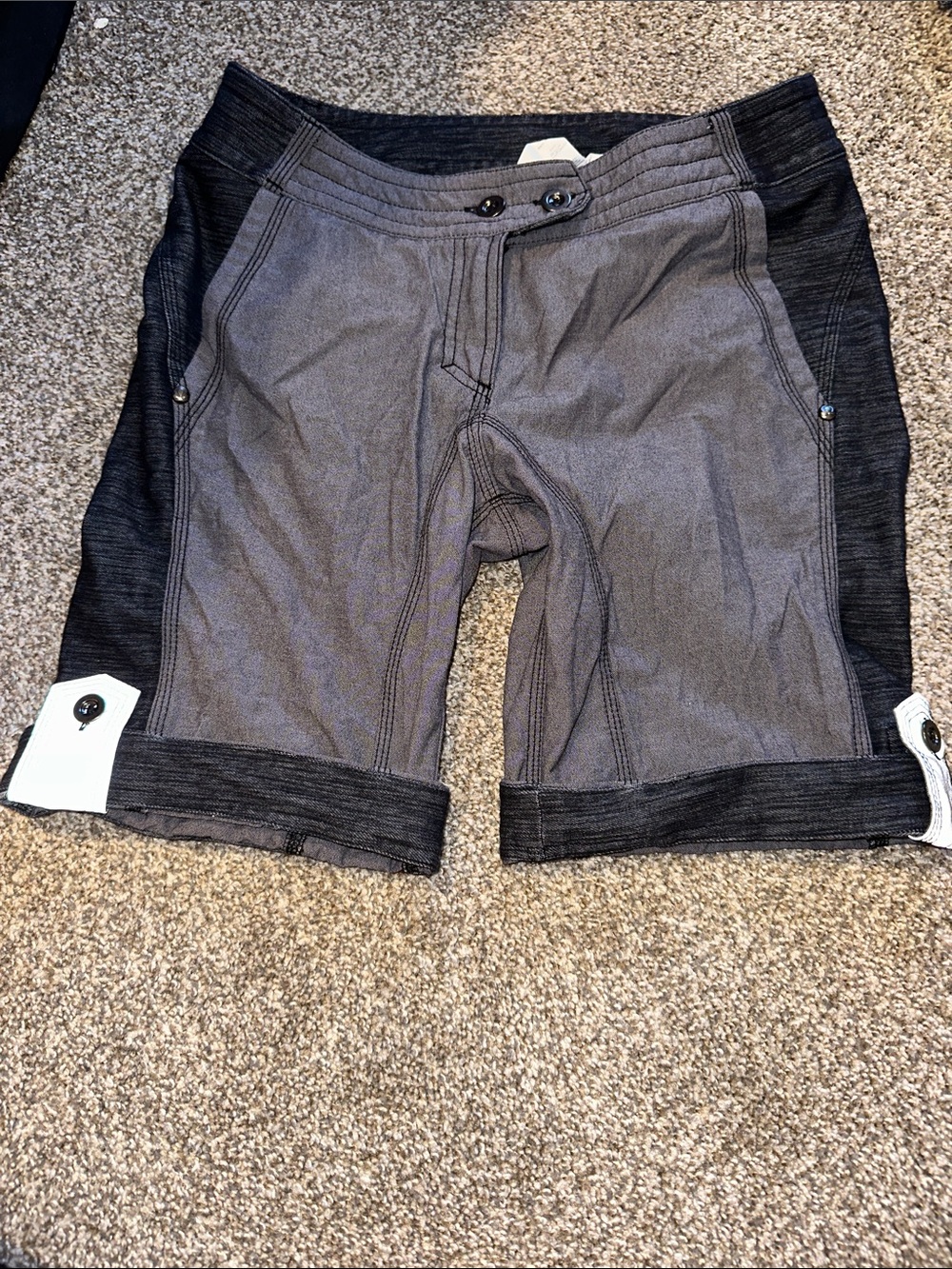 lululemon athletica Two-Tone Gray & Black Athletic Shorts